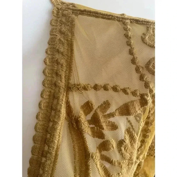 Women's Umgee Yellow Lace Kimono Oversized Medium EUC! - Picture 3 of 11